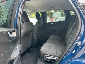 Kuga*org.47TKm*TüVneu*Navi*Klima*Temp*Park*SR+WR