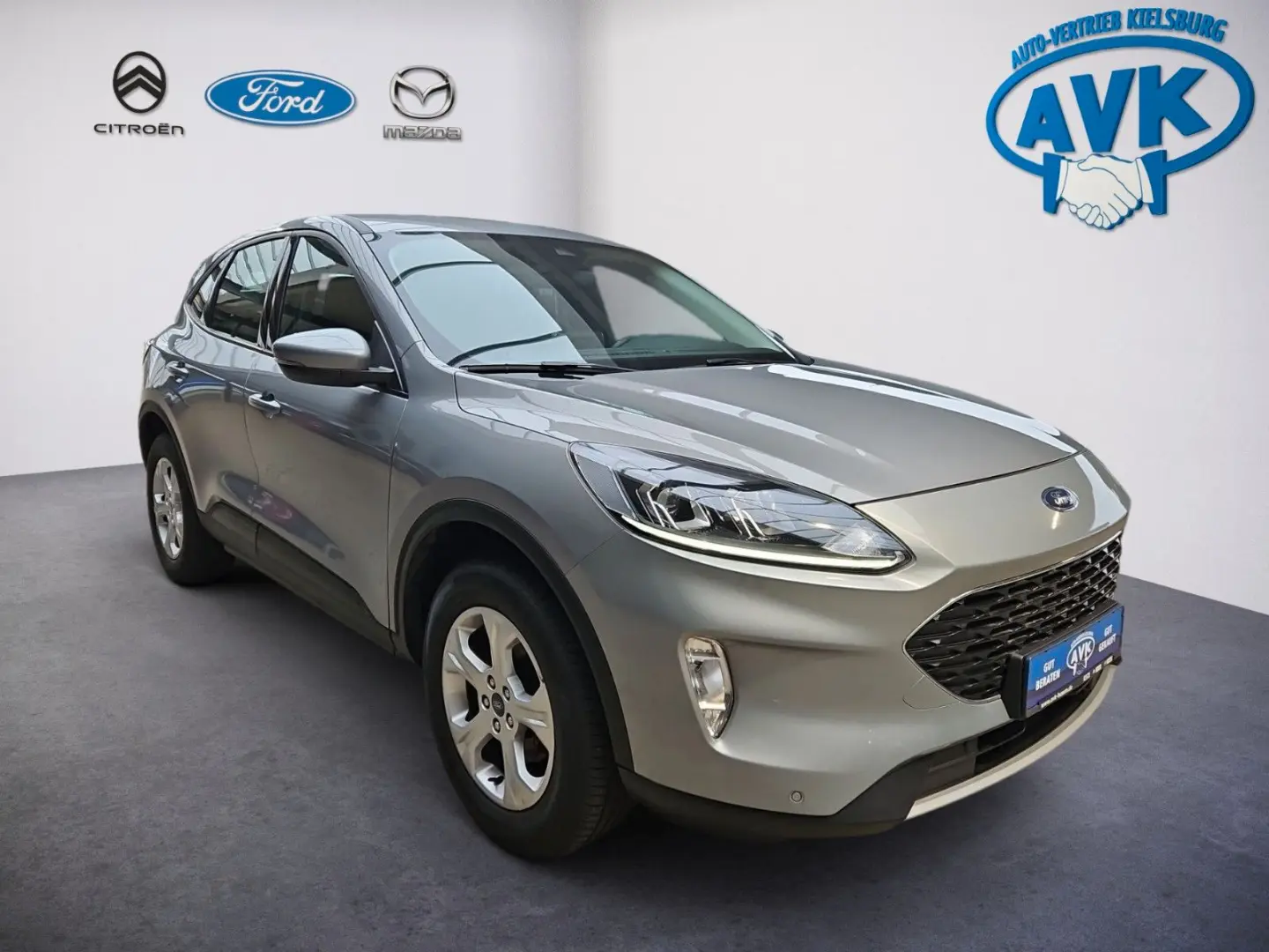 Kuga Plug-In Hybrid Cool & Connect mit AHK, Navi