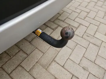 Kuga Plug-In Hybrid Cool & Connect mit AHK, Navi