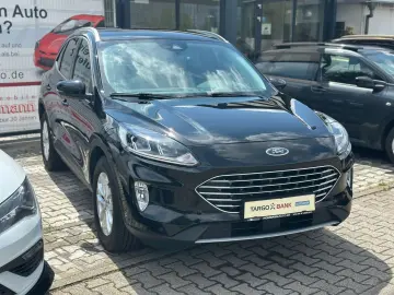 Kuga Titanium KAMERA+NAVI+VICO+LED