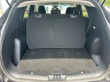 Kuga Titanium KAMERA+NAVI+VICO+LED
