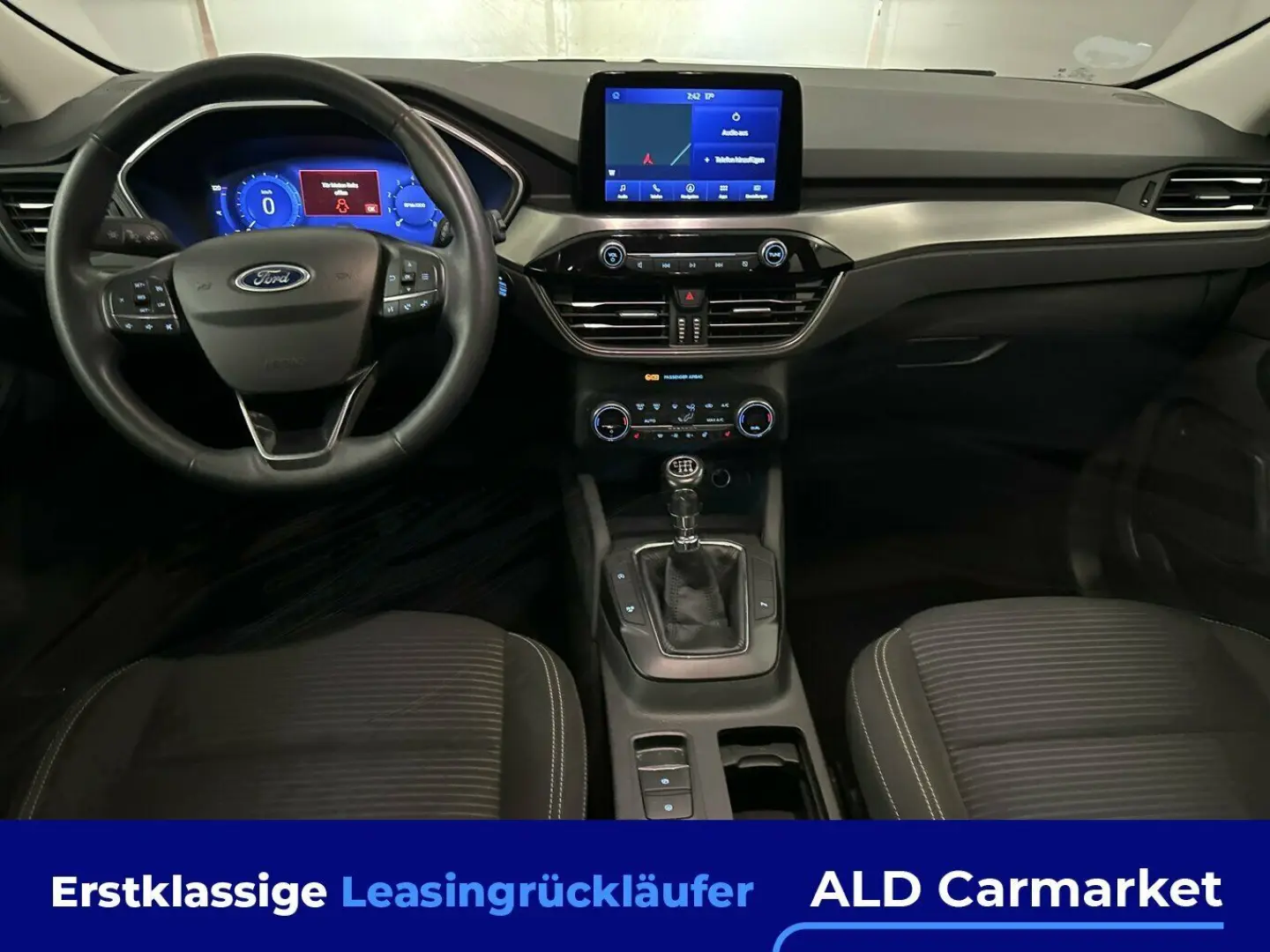Kuga 1.5 EcoBoost TITANIUM Geschlossen, 5-türig,