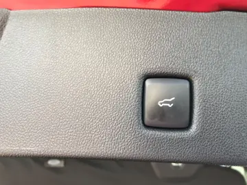 Kuga ST-Line X PHEV+ACC+B&O+BLIS+LED+PDC+NAV+DAB