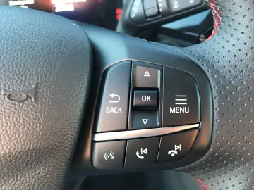 Kuga ST-Line X PHEV+ACC+B&O+BLIS+LED+PDC+NAV+DAB