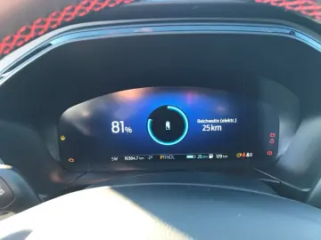 Kuga ST-Line X PHEV+ACC+B&O+BLIS+LED+PDC+NAV+DAB