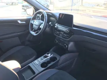 Kuga ST-Line X PHEV+ACC+B&O+BLIS+LED+PDC+NAV+DAB
