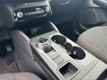 Kuga Hybrid ST-Line FHEV AWD GJR LED RFK