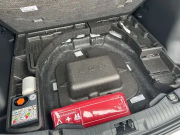 Kuga Hybrid ST-Line FHEV AWD GJR LED RFK