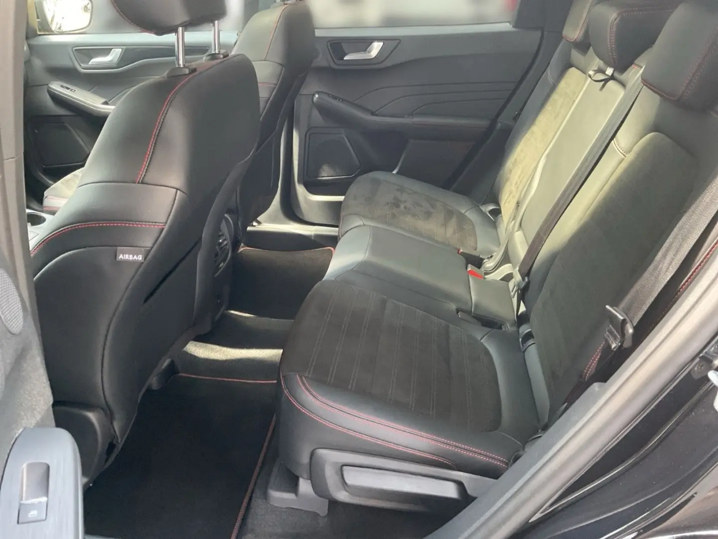 Kuga Plug-In Hybrid ST-Line X Panoramadach
