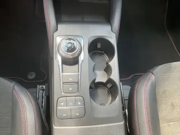 Kuga Plug-In Hybrid ST-Line X Panoramadach