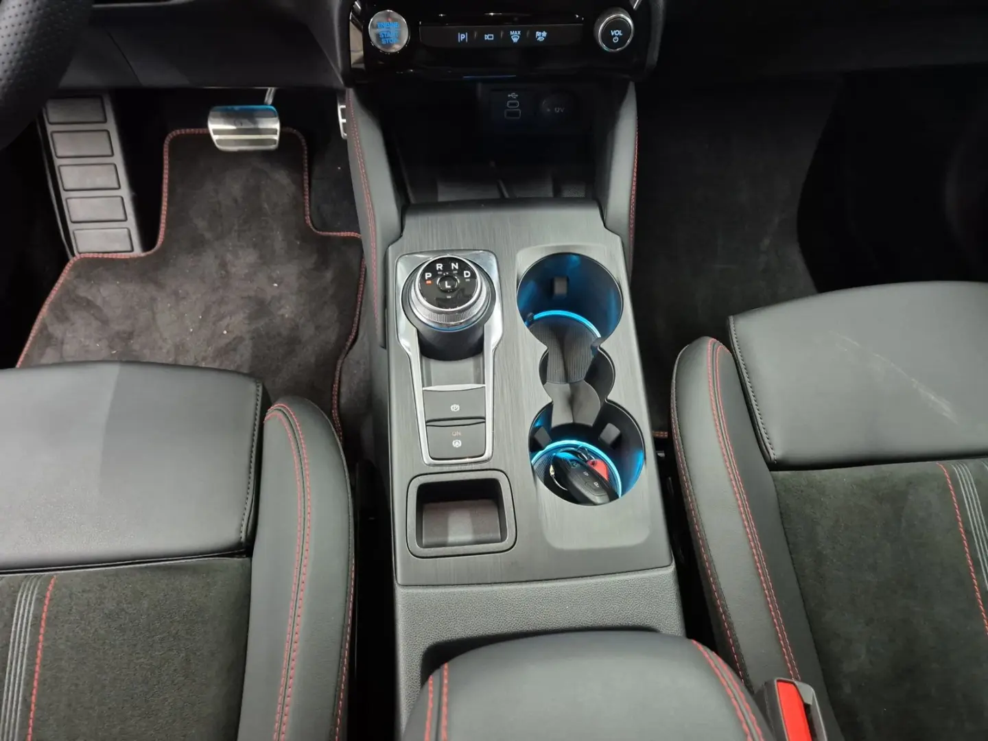 Kuga ST-Line X | Navi | LED | LMF | SHZ | ACC |