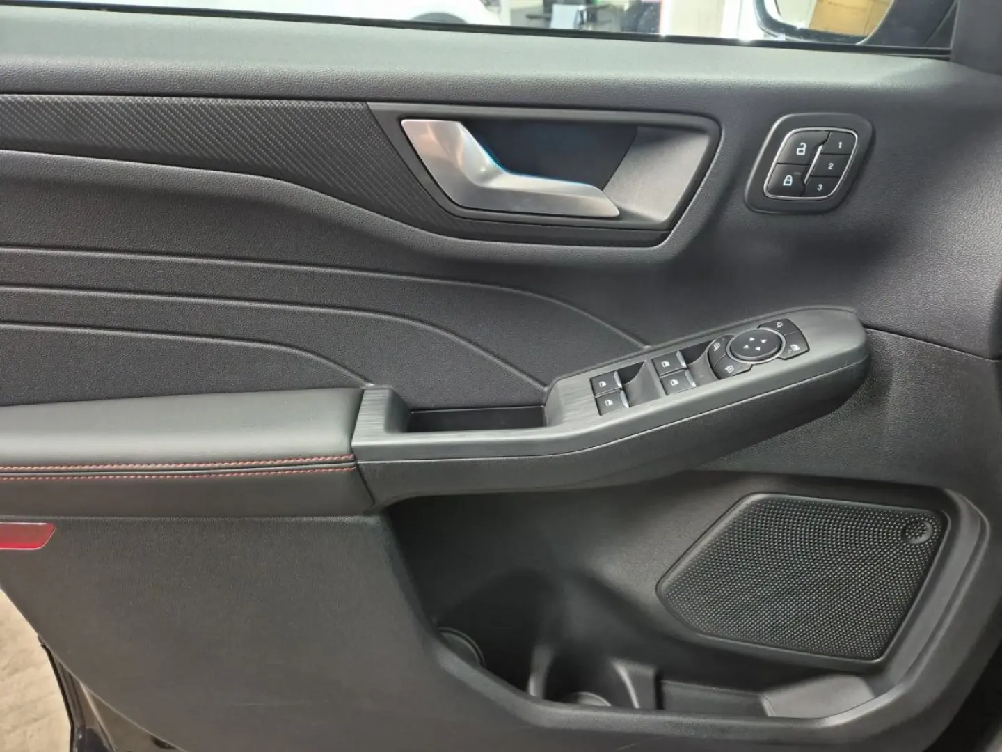 Kuga ST-Line X | Navi | LED | LMF | SHZ | ACC |