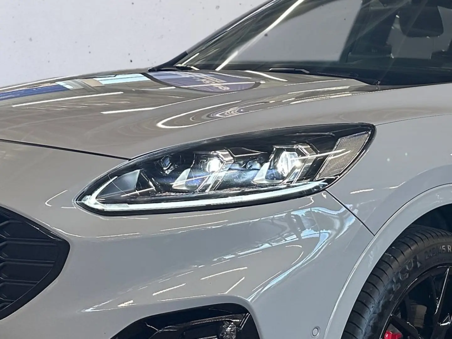 Kuga 2.5 Duratec PHEV GRAPHITE TECH EDITION