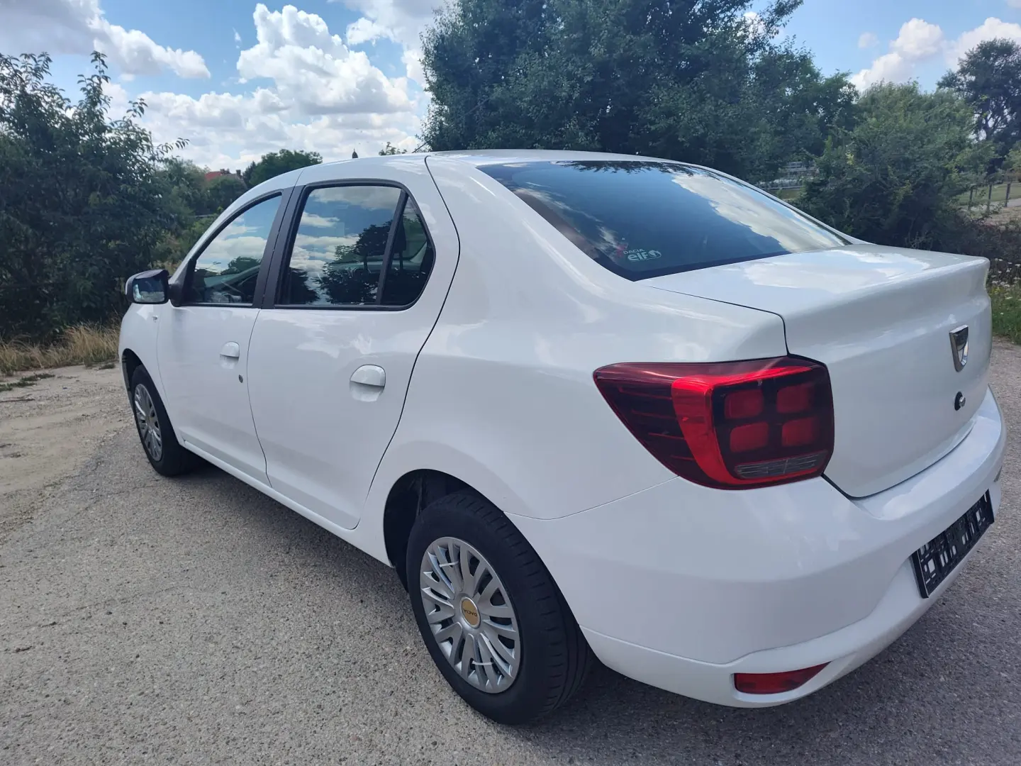 Dacia Logan
