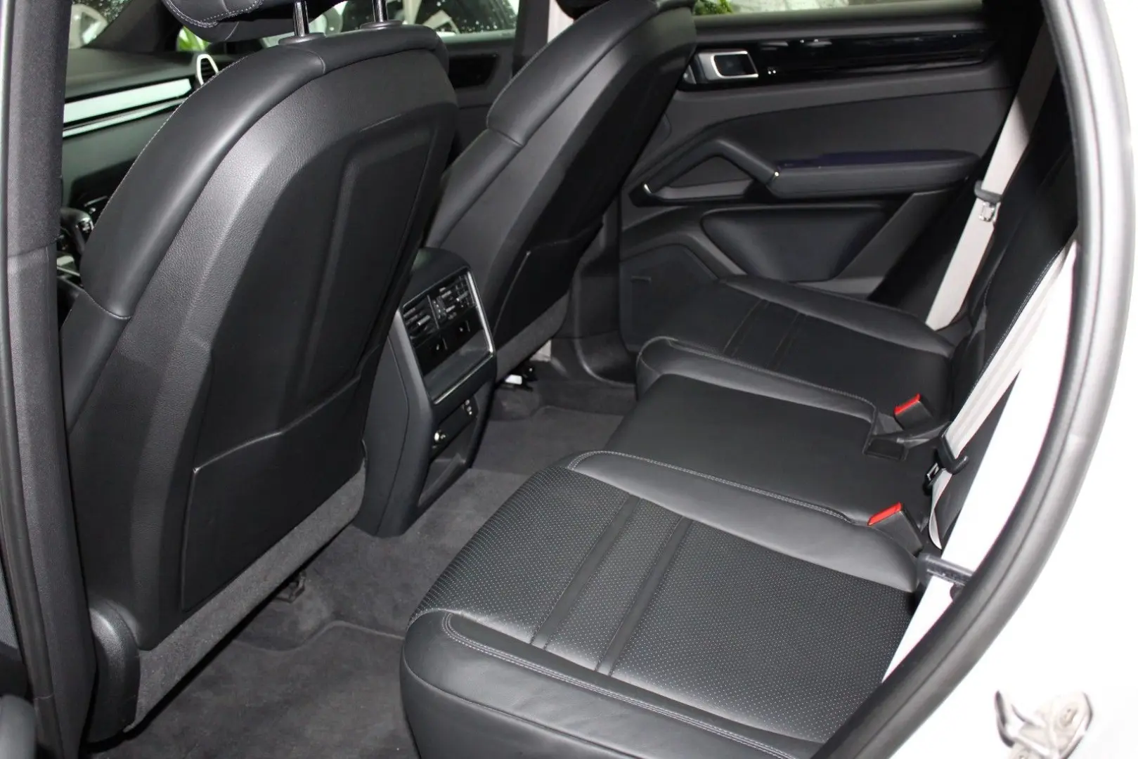 Cayenne Coupe E-Hybrid Platinum Edition