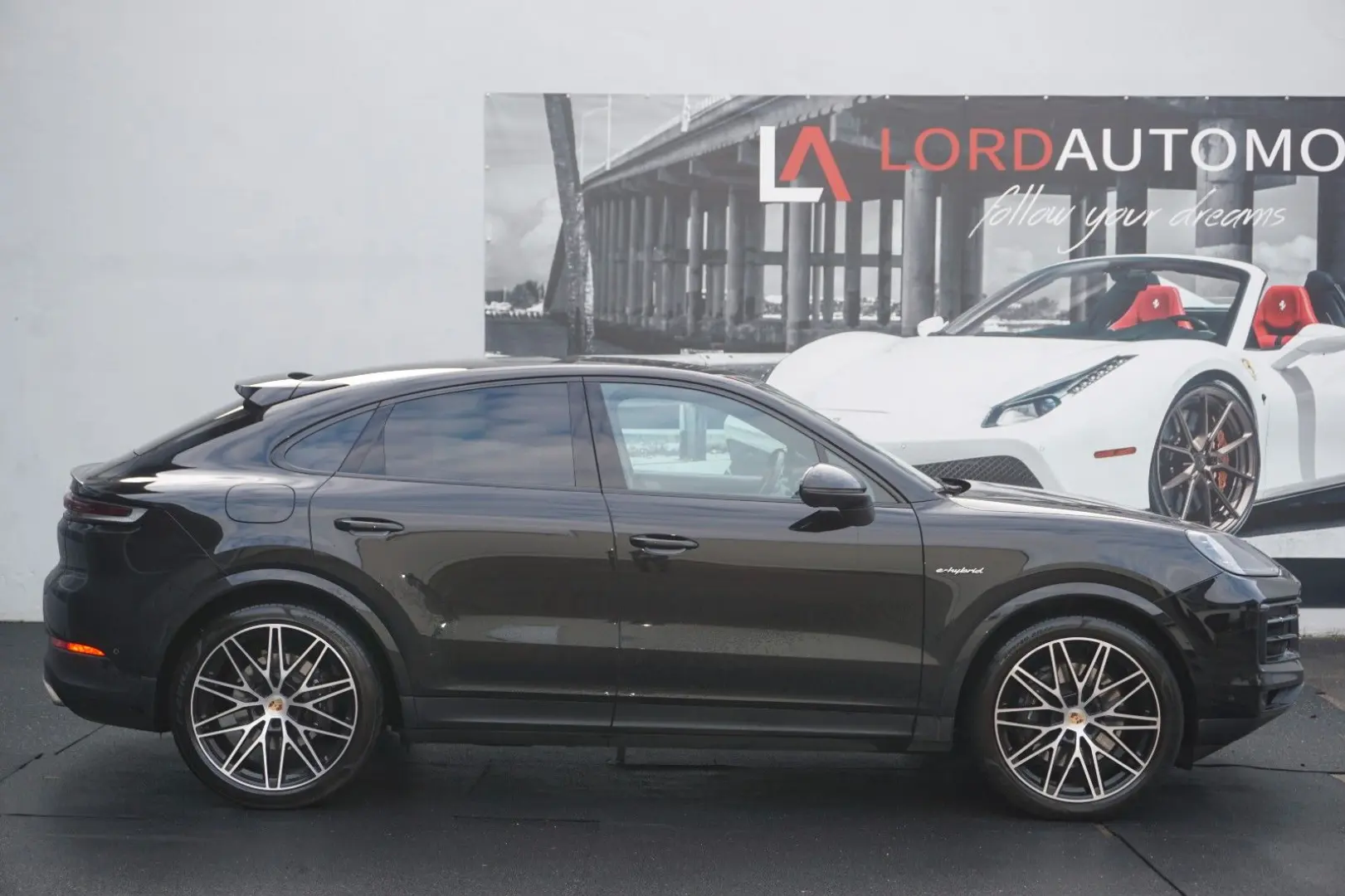 Cayenne Coupe E-Hybrid*AHK*22