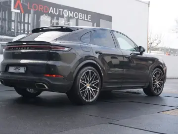 Cayenne Coupe E-Hybrid*AHK*22