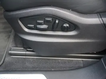 Cayenne Coupe E-Hybrid*AHK*22