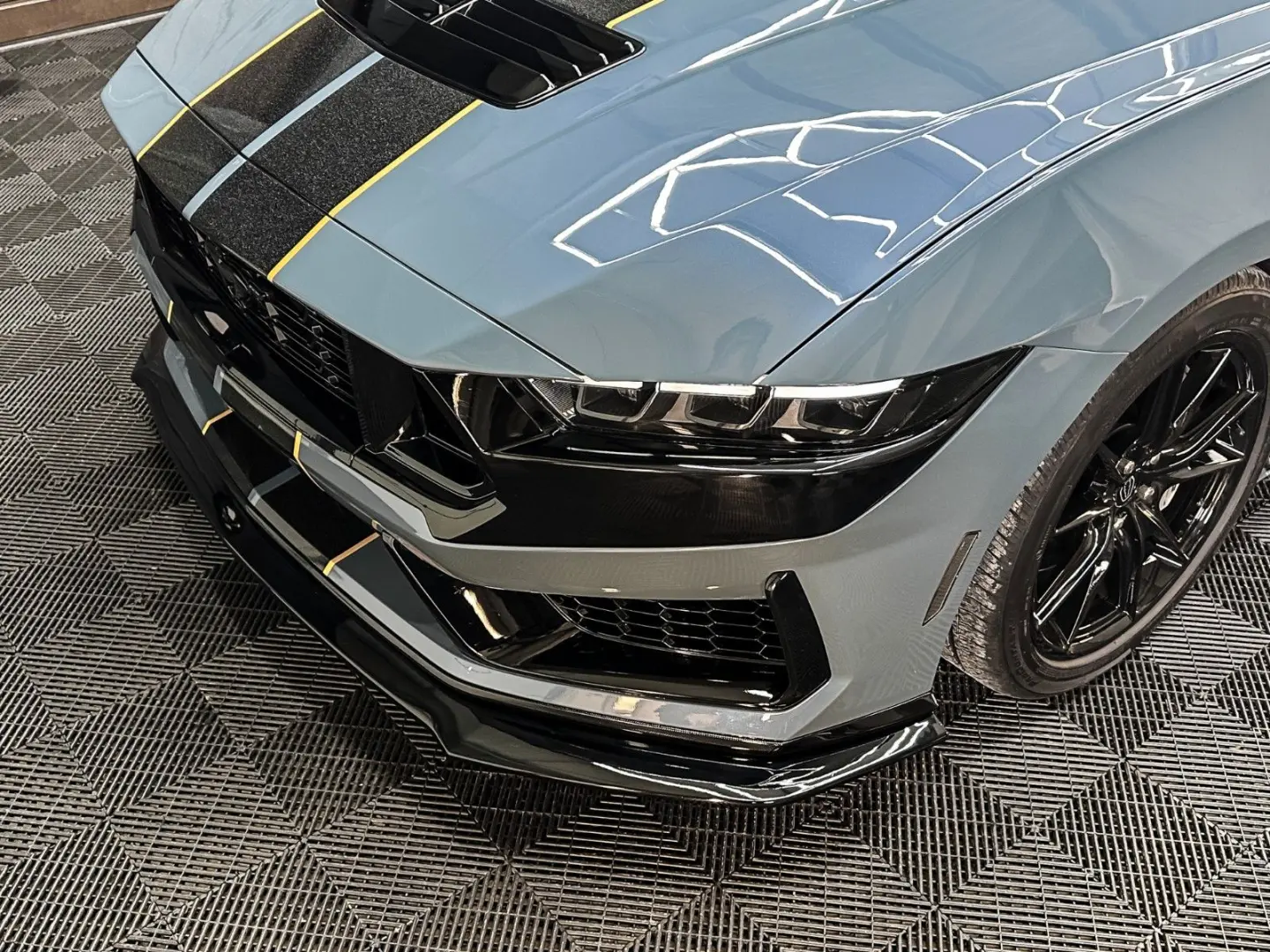 Mustang 5.0 GT Premium Dark Horse look Recaro