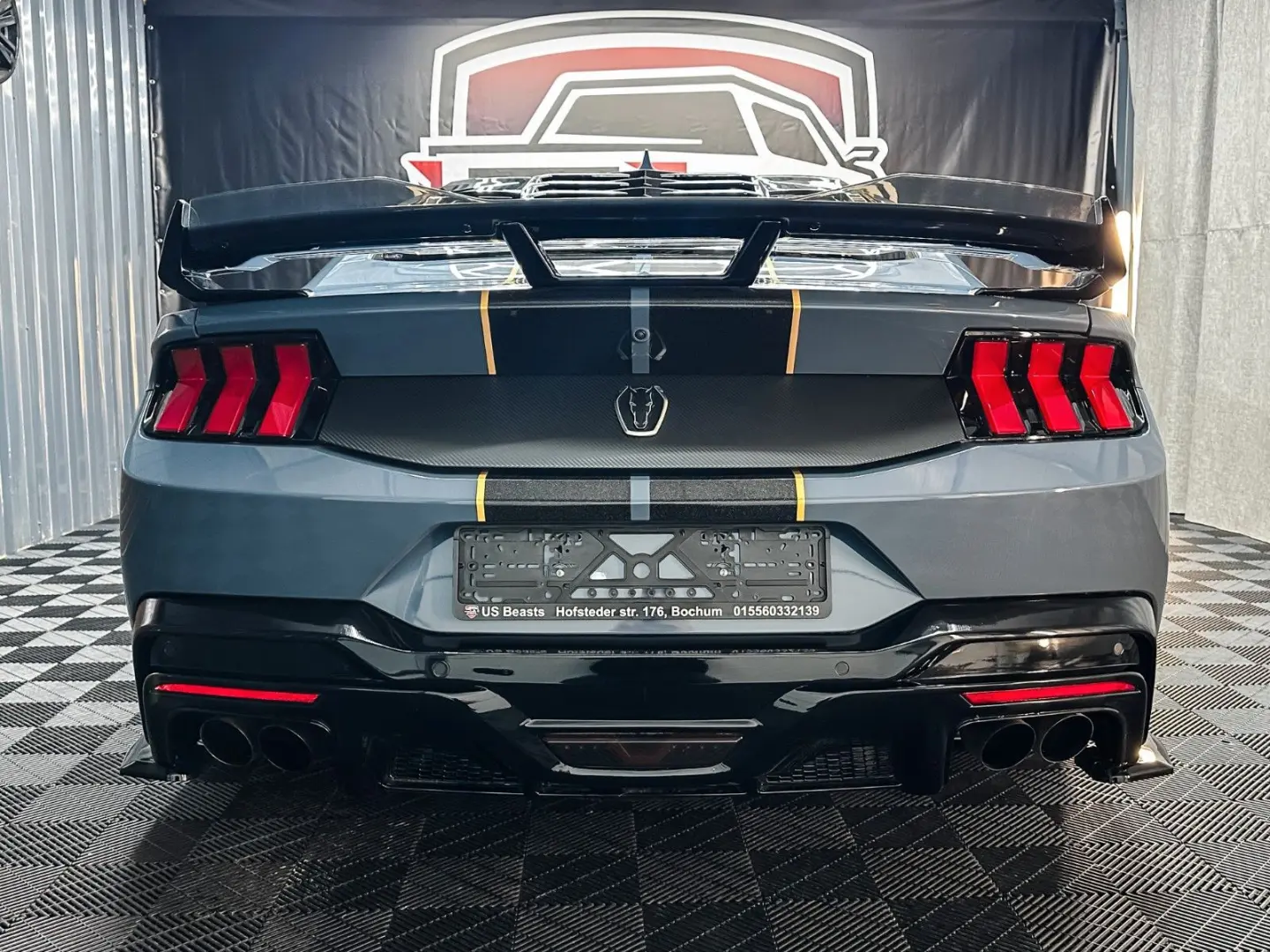 Mustang 5.0 GT Premium Dark Horse look Recaro