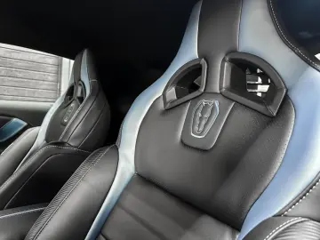 Mustang 5.0 GT Premium Dark Horse look Recaro