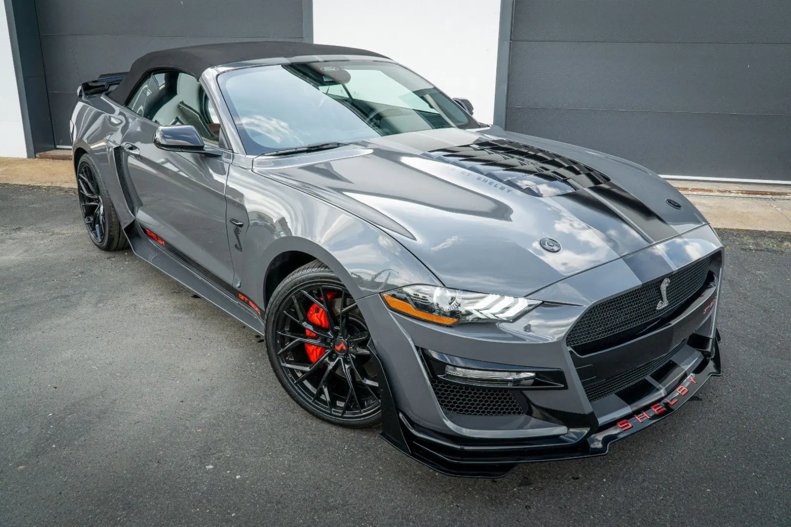 Mustang GT500 Cabrio - Shelby/Perform/BREMBO/R20