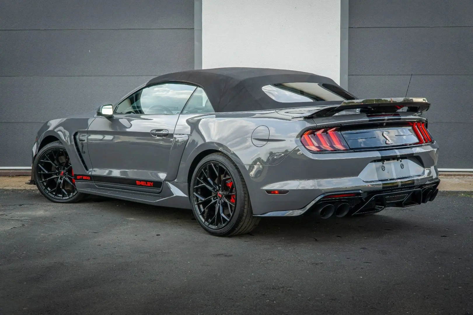 Mustang GT500 Cabrio - Shelby/Perform/BREMBO/R20