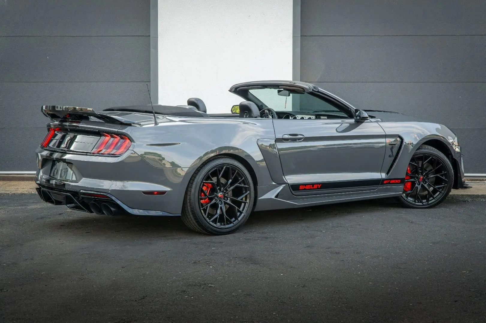 Mustang GT500 Cabrio - Shelby/Perform/BREMBO/R20