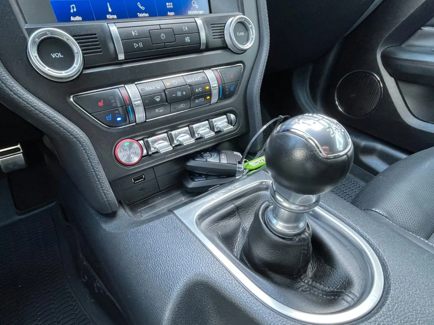Mustang 2.3 EcoBoost *Digital*Premium*Mach1-Opt
