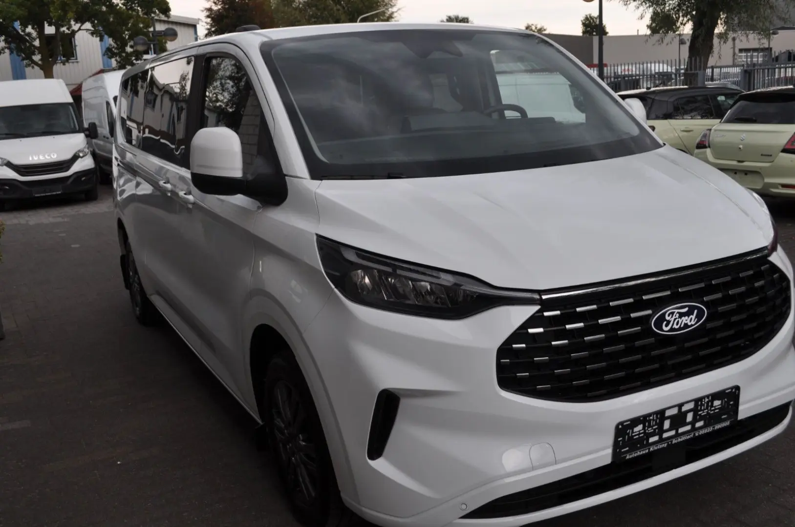 TOURNEO CUSTOM BUS 320 L2 TITANIUM FWD