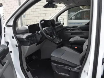 TOURNEO CUSTOM BUS 320 L2 TITANIUM FWD