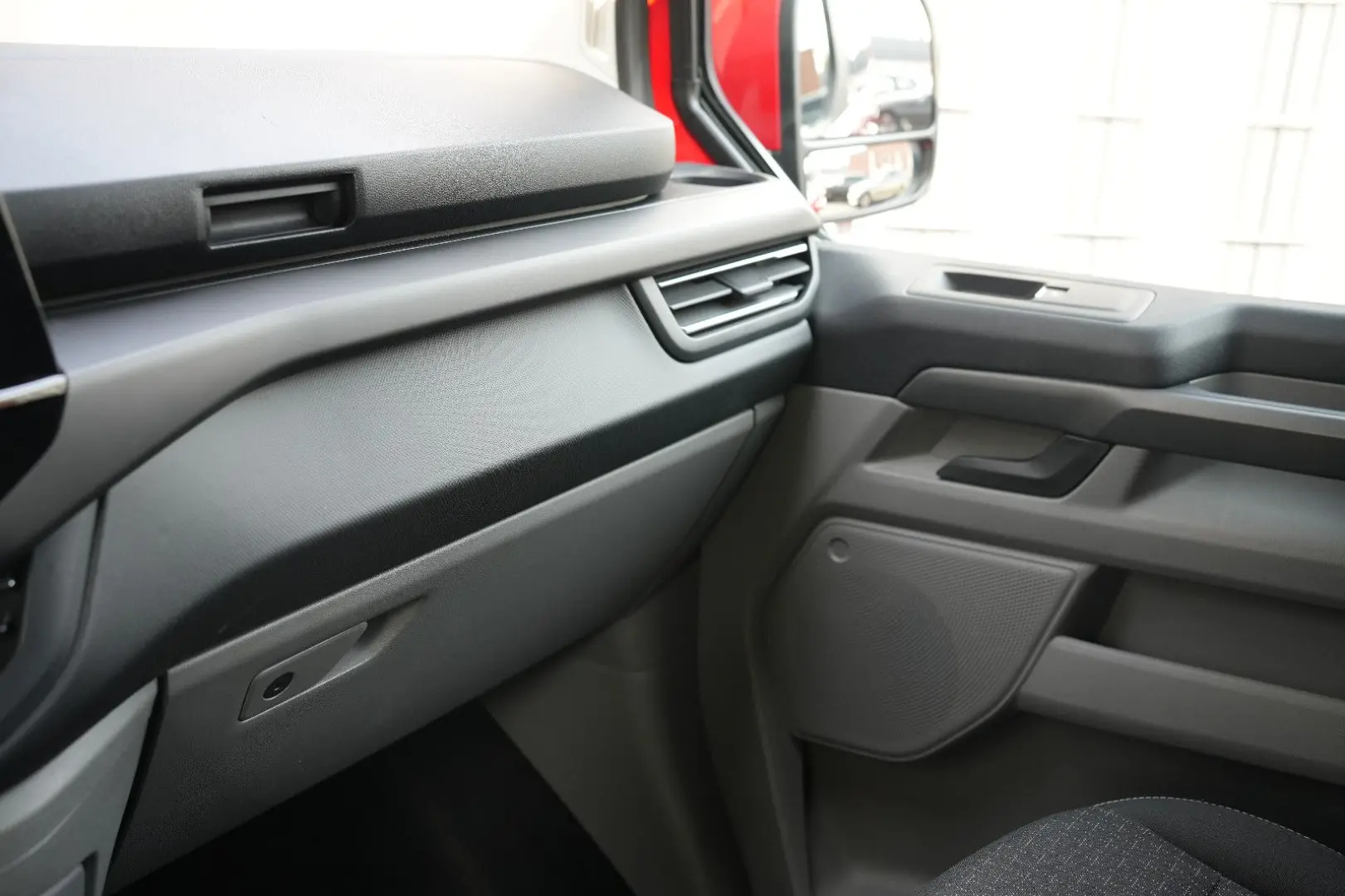 Tourneo Custom 320 *9-SITZER*AHK* GARANTIE 11/29