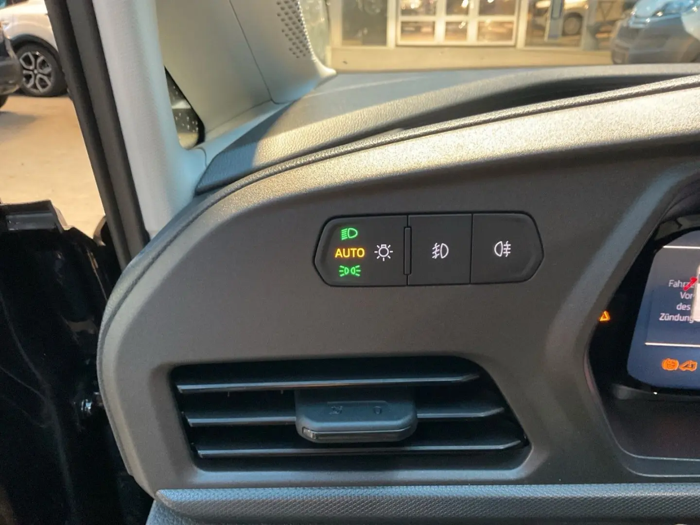 Tourneo Connect 1,5 EcoBoost 85kW Trend