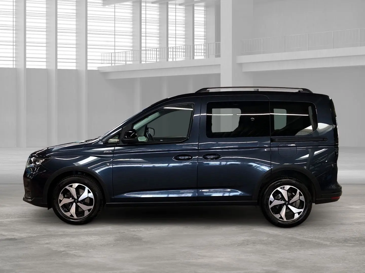 Tourneo Active 1.5 EcoBoost DSG Panorama Navi LE