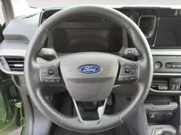 Tourneo Courier 1.0EcoBoost Titanium*Tempomat*Ka