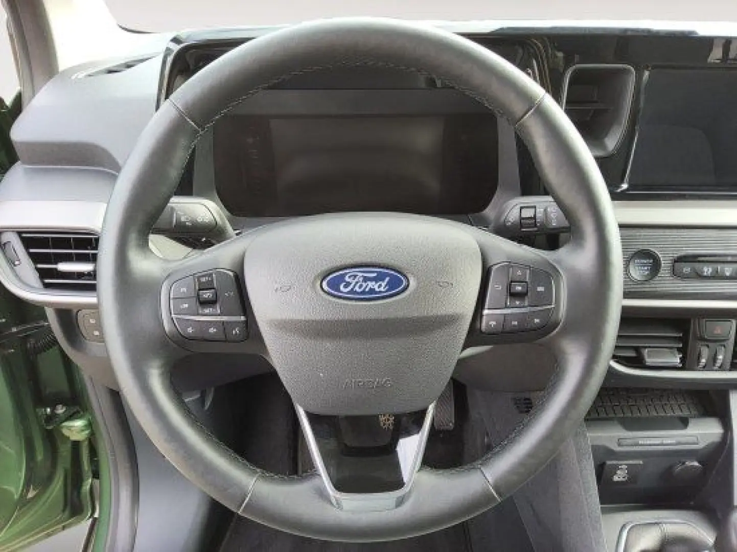 Tourneo Courier 1.0EcoBoost Titanium*Tempomat*Ka