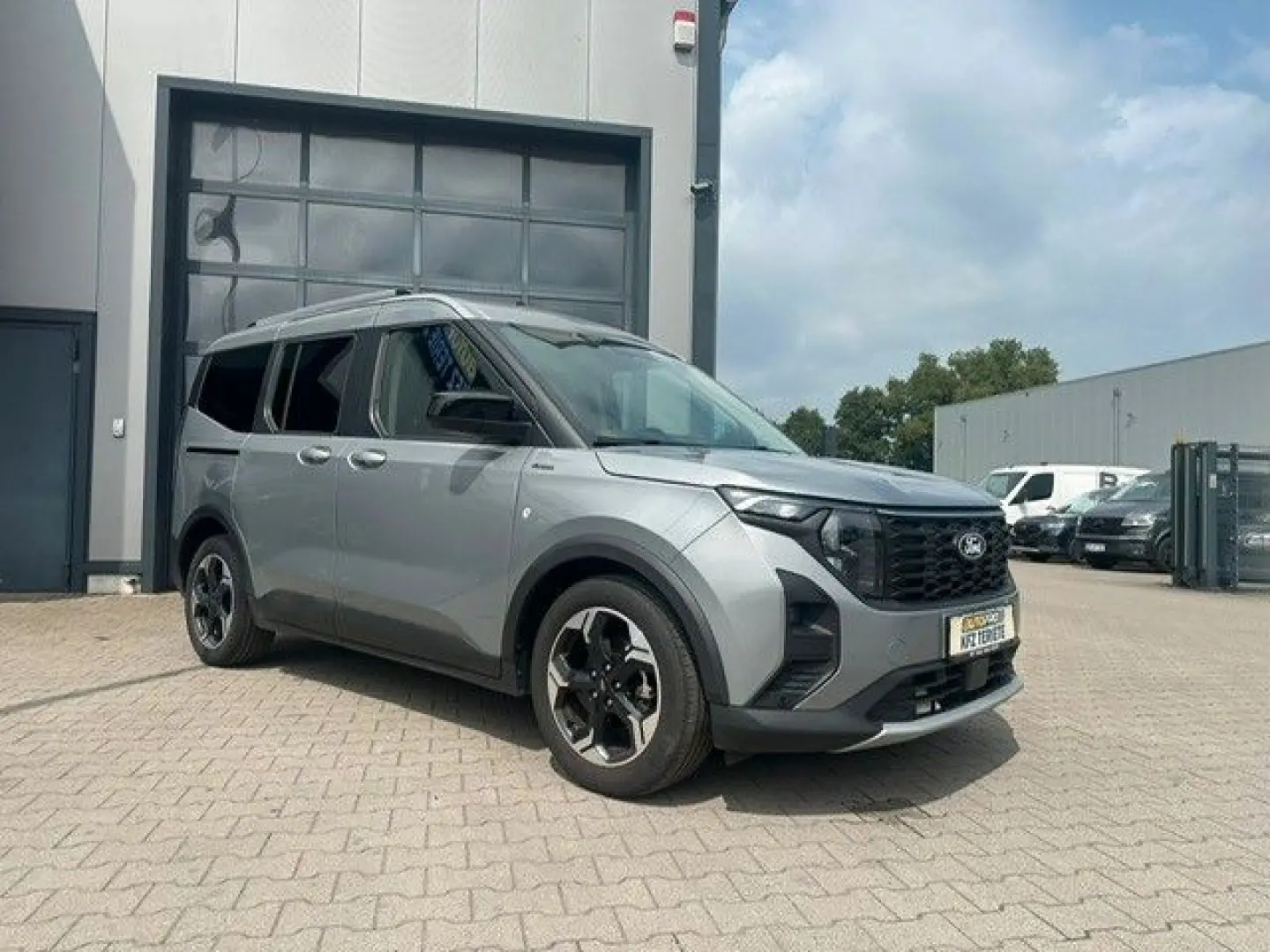 Tourneo Courier Active