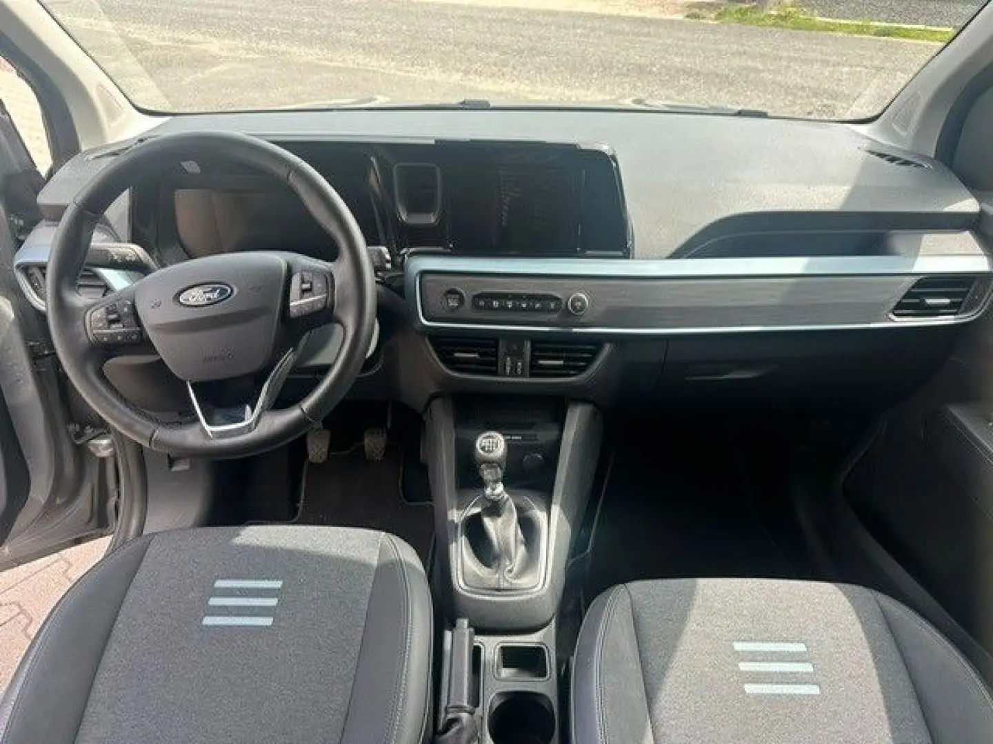 Tourneo Courier Active