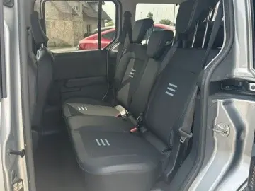 Tourneo Courier Active