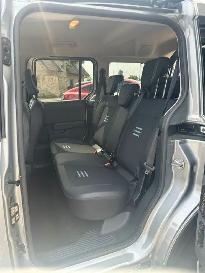Tourneo Courier Active