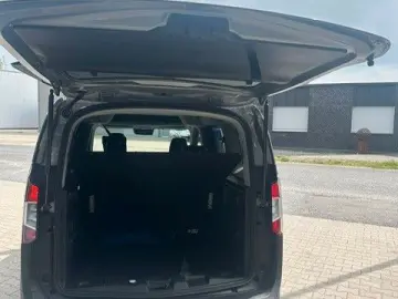 Tourneo Courier Active