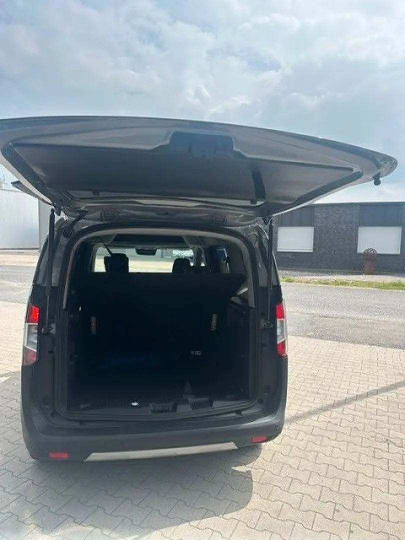 Tourneo Courier Active