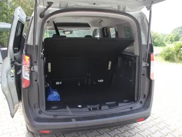 Tourneo Courier 125PS Titanium Kamera Klimaautom
