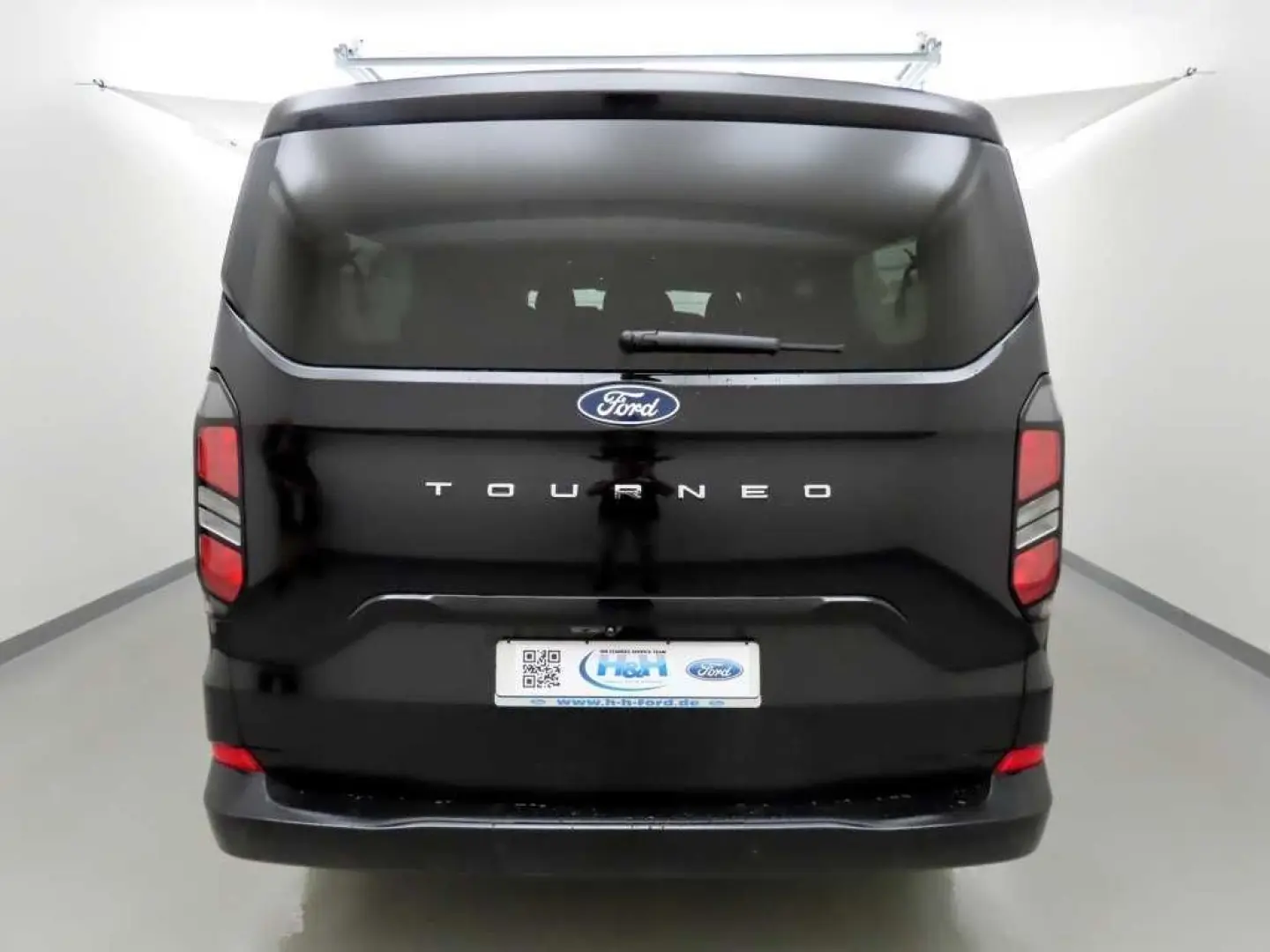 Tourneo Custom 2.0 Aut. 4x4 L2 Titanium (LED)