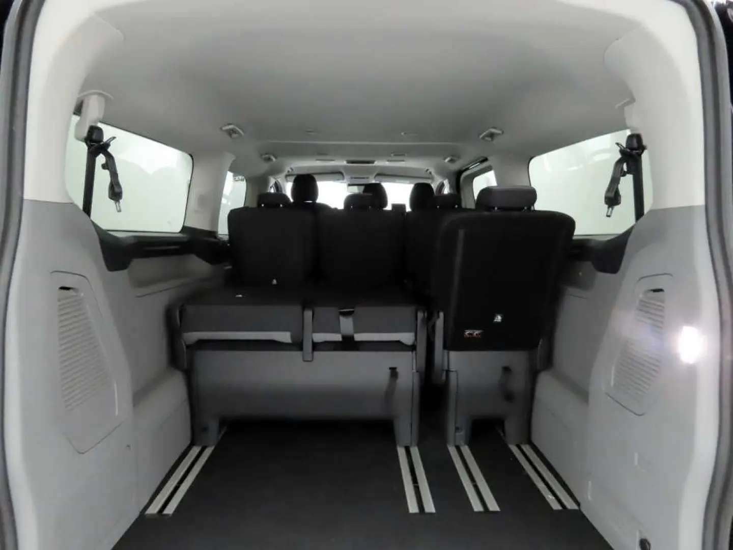 Tourneo Custom 2.0 Aut. 4x4 L2 Titanium (LED)