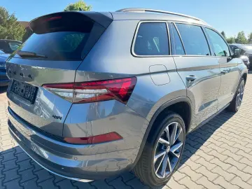 Kodiaq 2.0 Sportline 4x4 Navi AHK 360°StHeizung