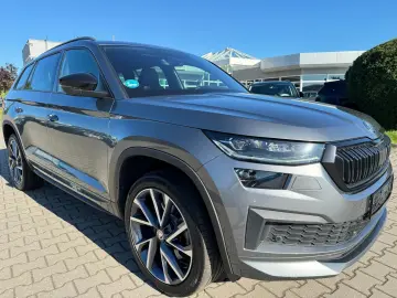 Kodiaq 2.0 Sportline 4x4 Navi AHK 360°StHeizung