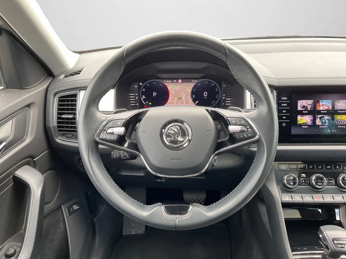 Kodiaq Ambition 2,0 TDI DSG 4x4 NAVI AHK PANO ST