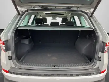 Kodiaq Ambition 2,0 TDI DSG 4x4 NAVI AHK PANO ST