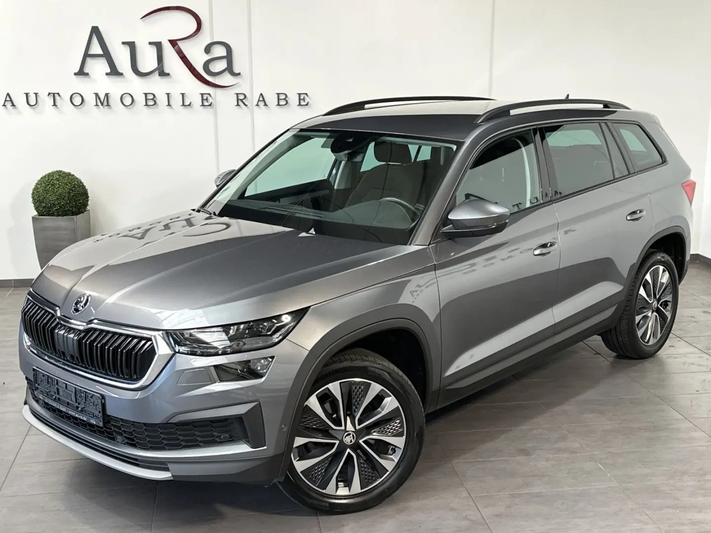 Kodiaq 2.0 TDI DSG Tour NAV+LED+360°+AHK+CARPLAY